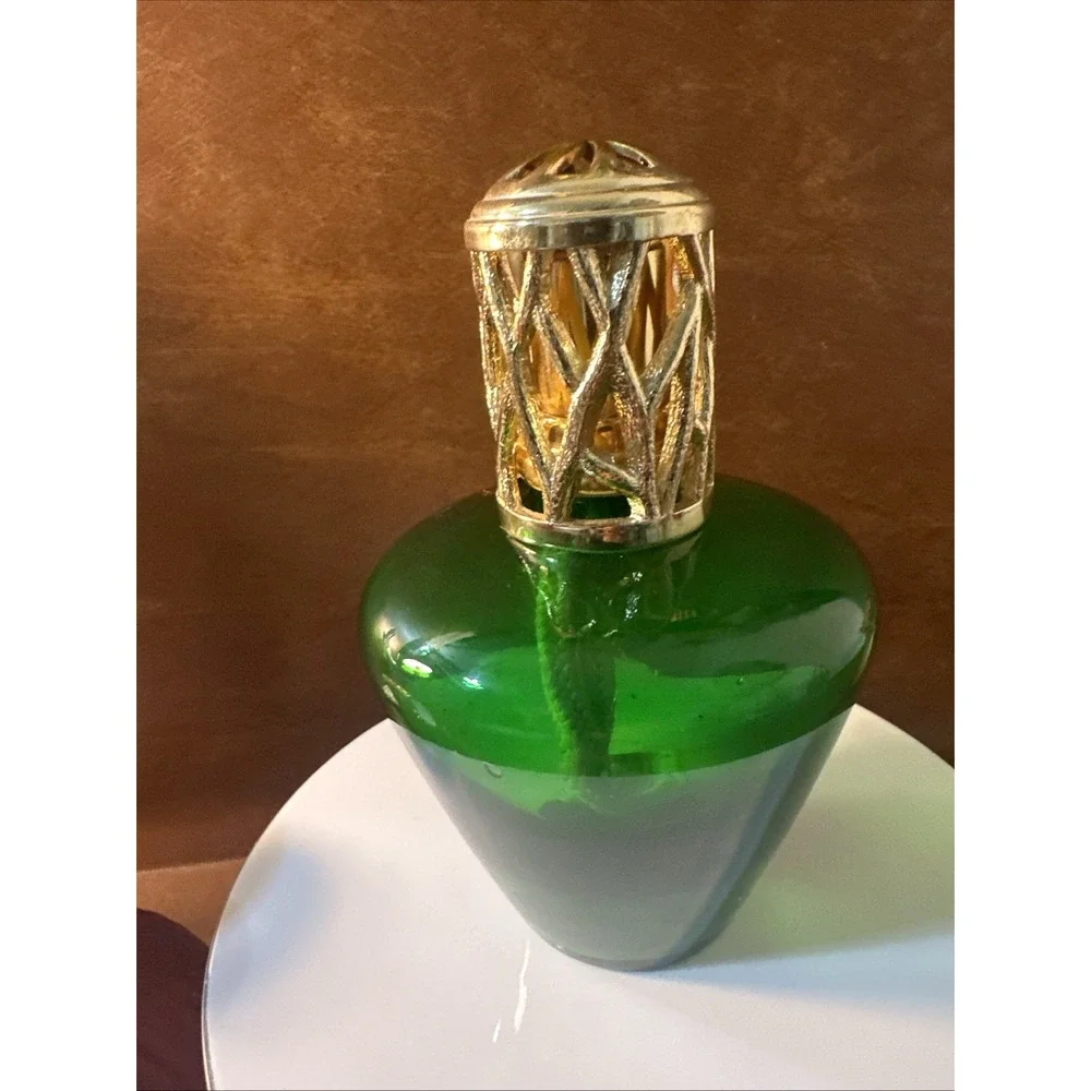 LAMPE EMERALD GREEN GLASS LAMP OIL DIFFUSER BUNER GOLD Top